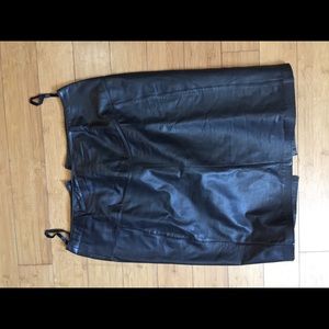 Black Leather Skirt sz16